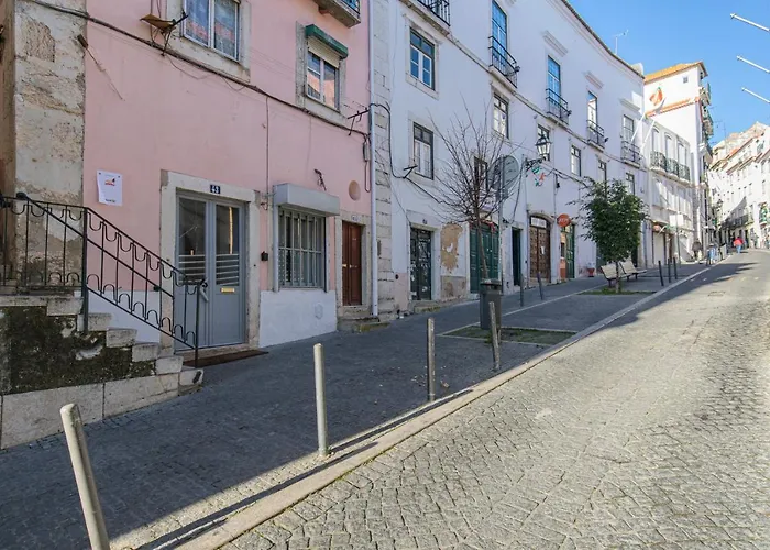 In Alfama By Lucky Surface 아파트 *